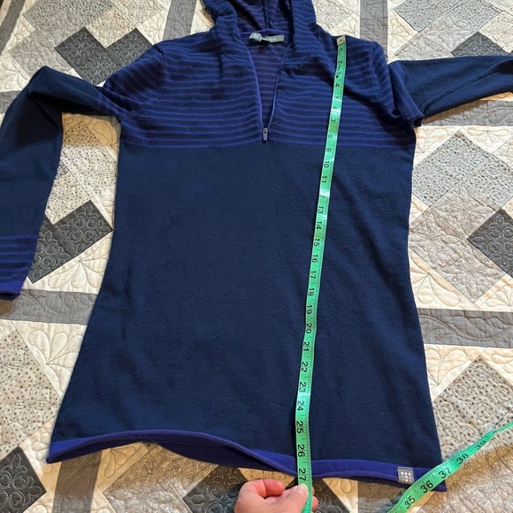 Title nine partially striped 1/4 zip pullover women’s size large - Picture 7 of 8